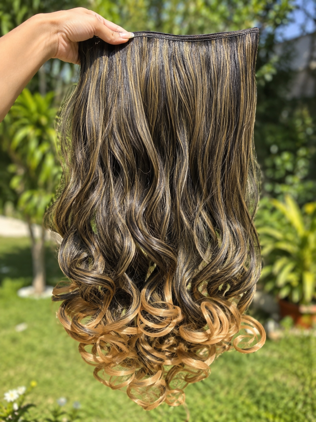 5 Clip-In Heavy Curls Hair Volumizer, Caramel brown ombré